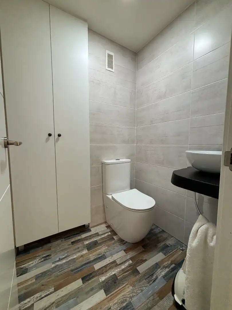 Bathroom of Flat for sale in Burriana / Borriana  with Air Conditioner, Storage room and Furnished