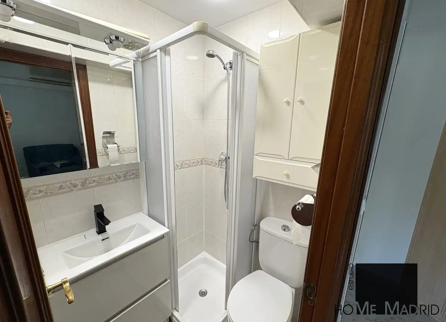 Wohnung zur Miete in Calle de La Bañeza, Pilar