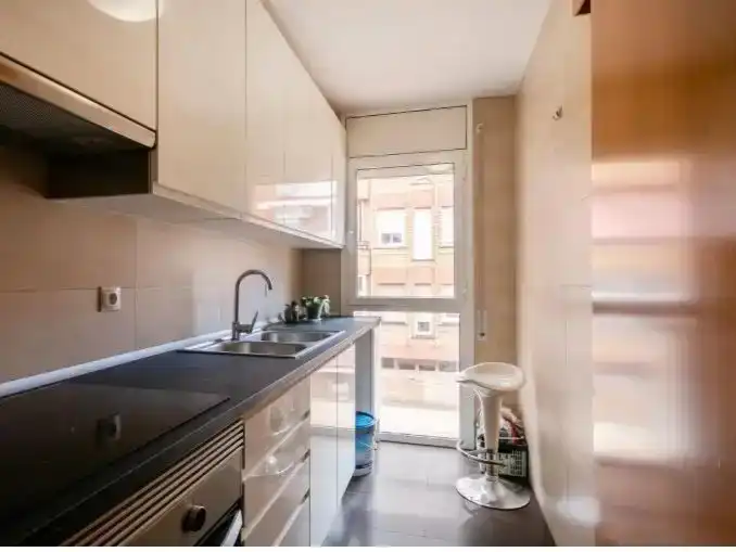 Cocina de Piso en venta en Badalona con Aire acondicionado