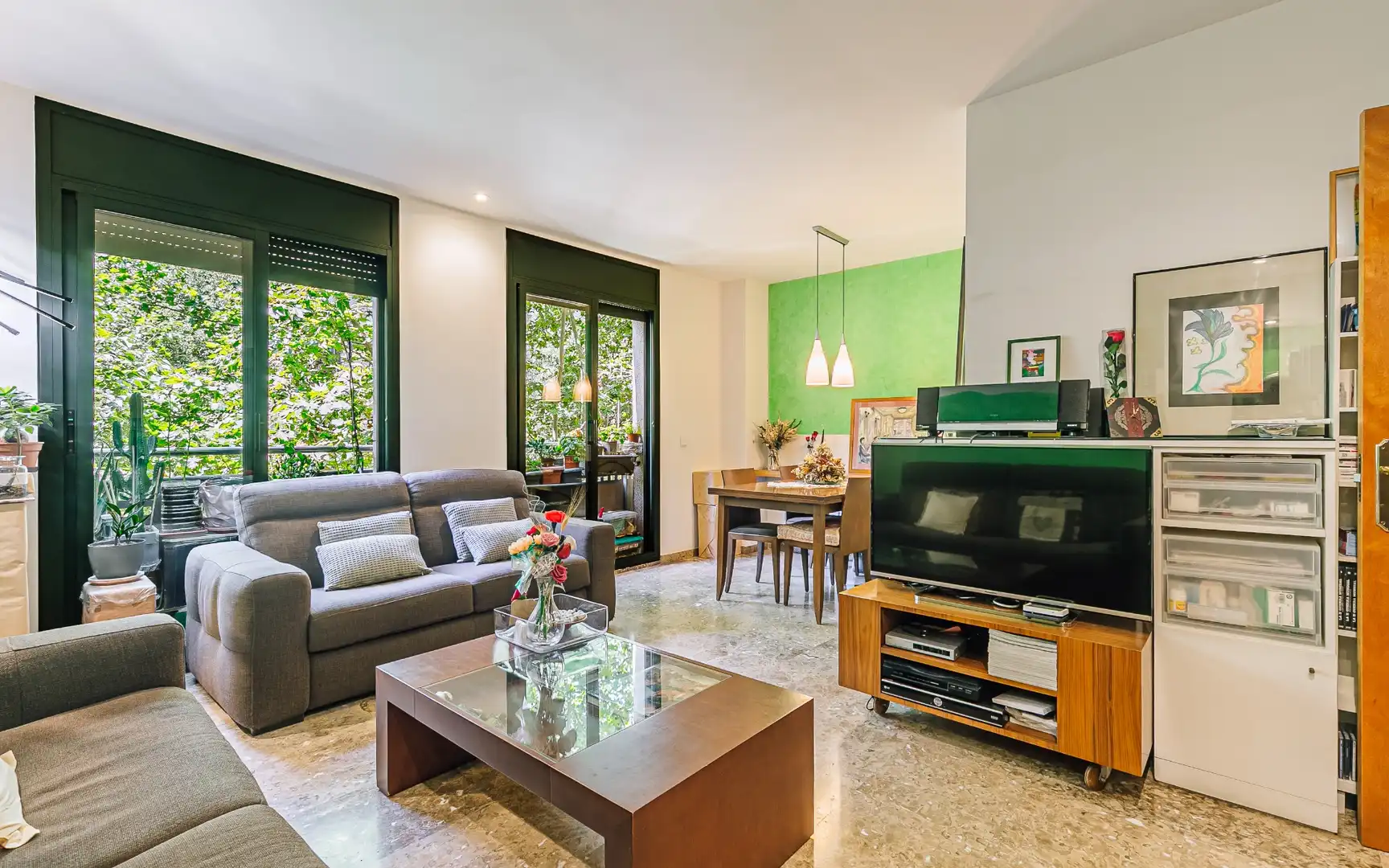 Living room of Duplexes for sale in Barcelona  with Heating, Furnished and Balcony