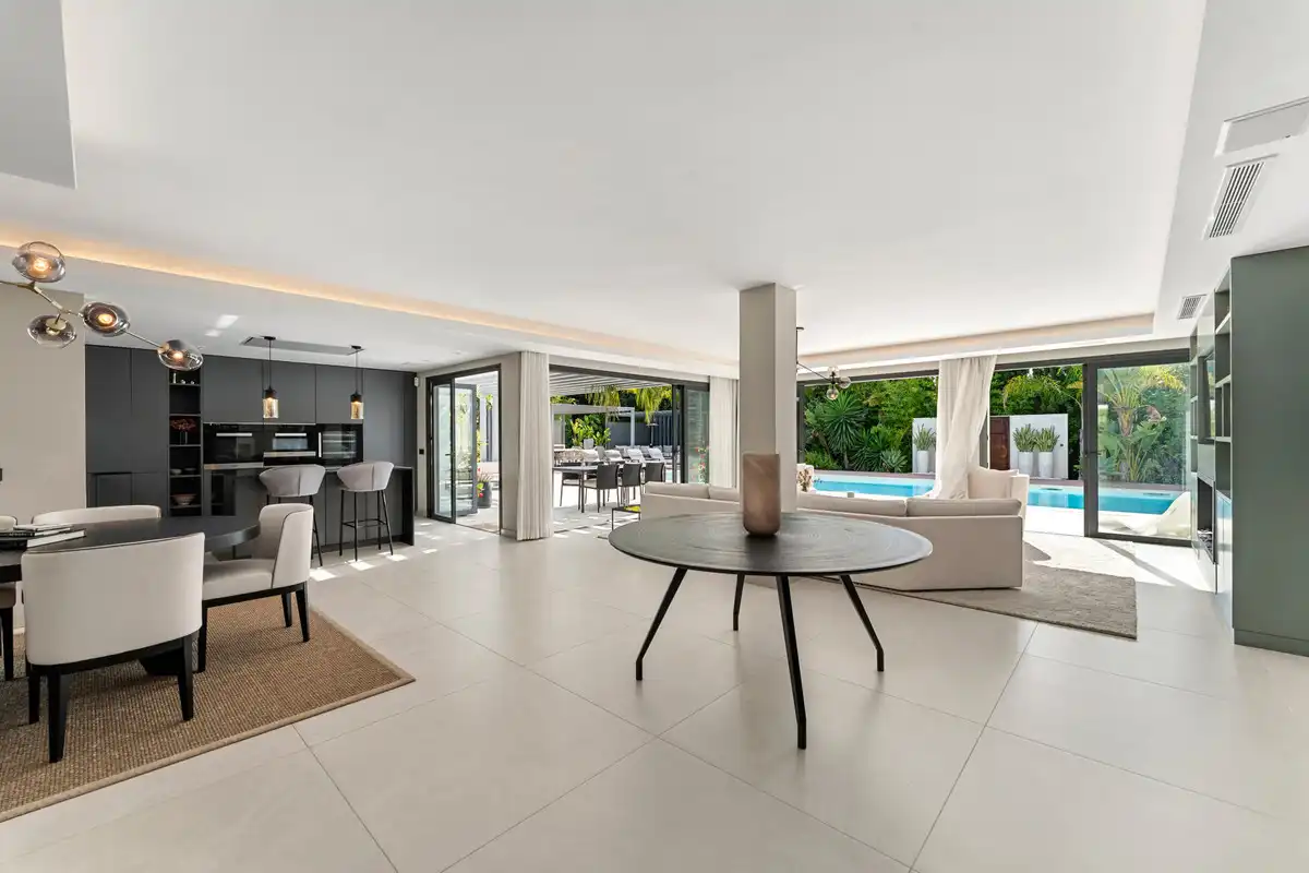 Terraced house for sale in Nueva Andalucía, imagen 5
