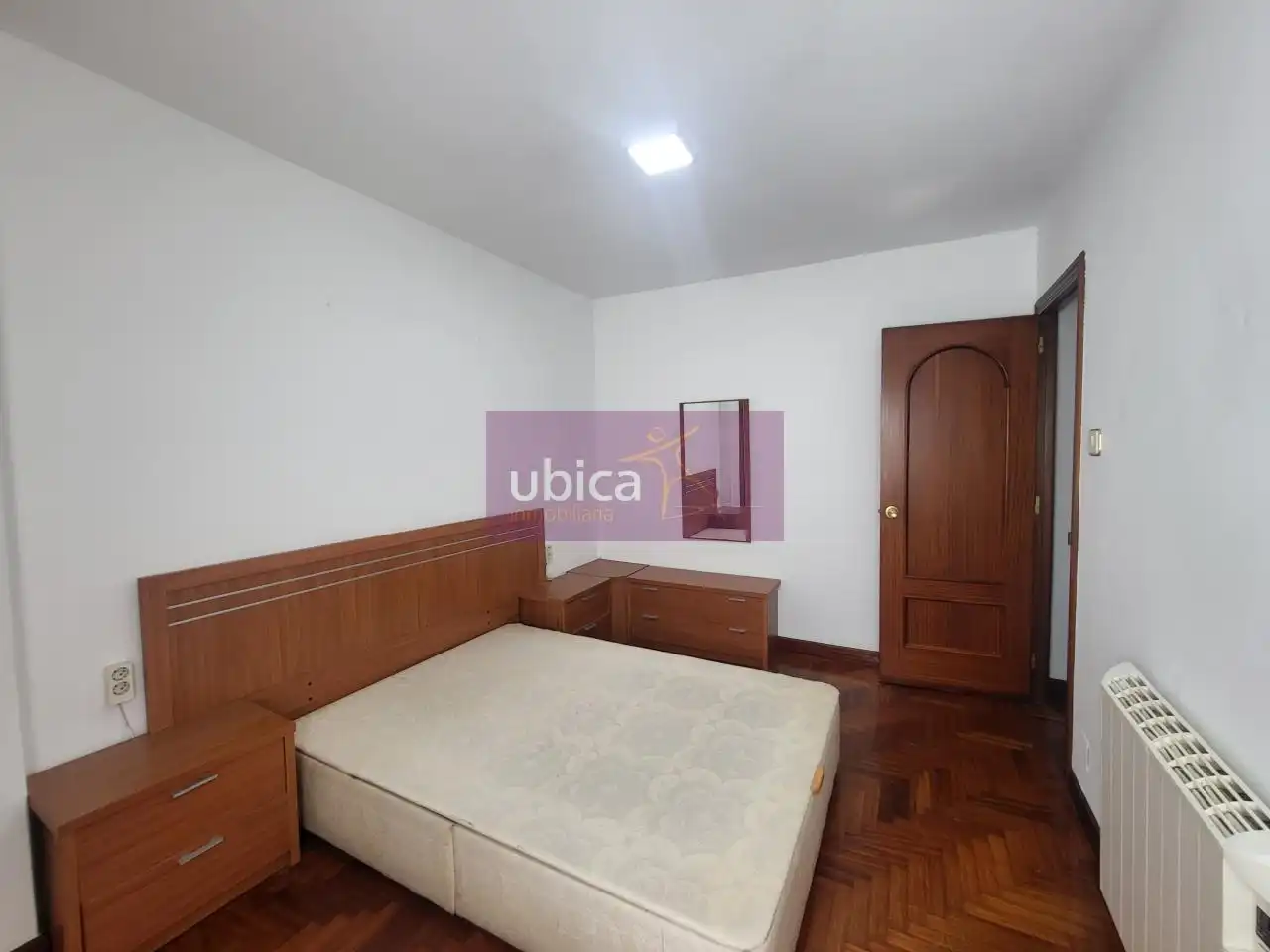 Habitación de Piso en venta en Vigo  con Calefacción, Parquet y Terraza