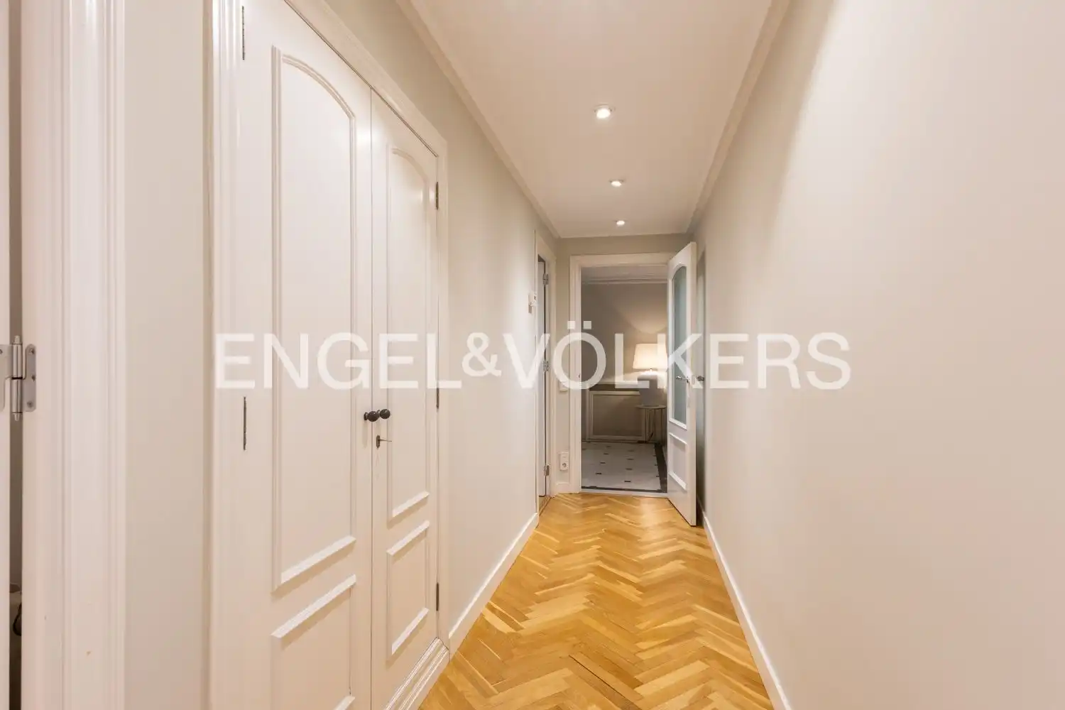 Piso en venta en Valencia con Aire acondicionado, Calefacción y Parquet