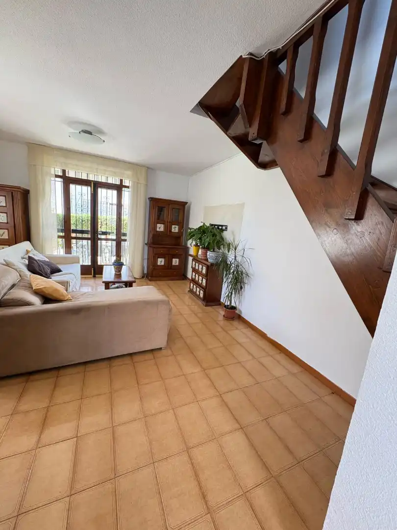Detached homes for sale in Avenida Esperanto, 138, Centro Internacional
