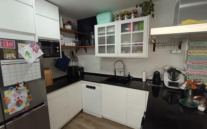 Cuina de Casa adosada en venda en  Córdoba Capital amb Aire condicionat, Calefacció i Terrassa