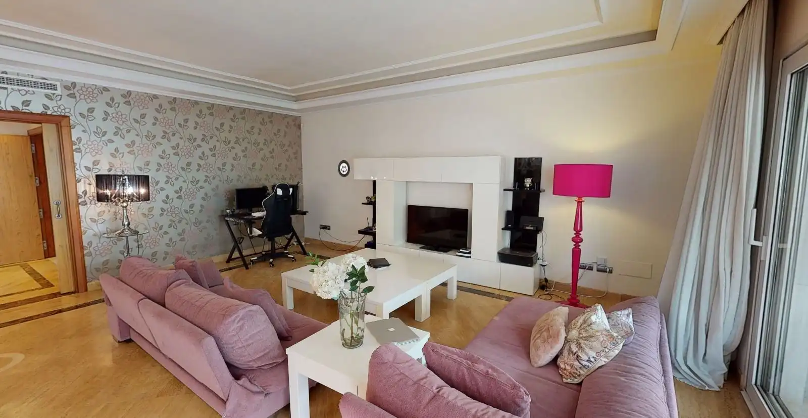 Sala de estar de Apartamento en venta en Marbella con Aire acondicionado, Calefacción y Terraza