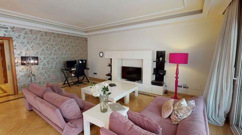 Foto 3 de Apartament en venda a N/a, -1, La Dama de Noche - La Alzambra, Marbella