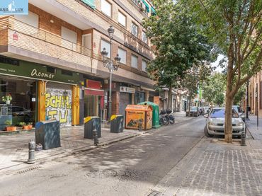 Local comercial en venda a Calle San Juan de Dios