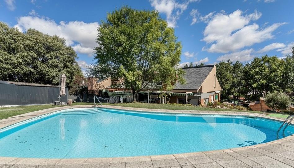 Photo 1 of Single-family semi-detached for sale in El Guijo - Colonia España, Madrid