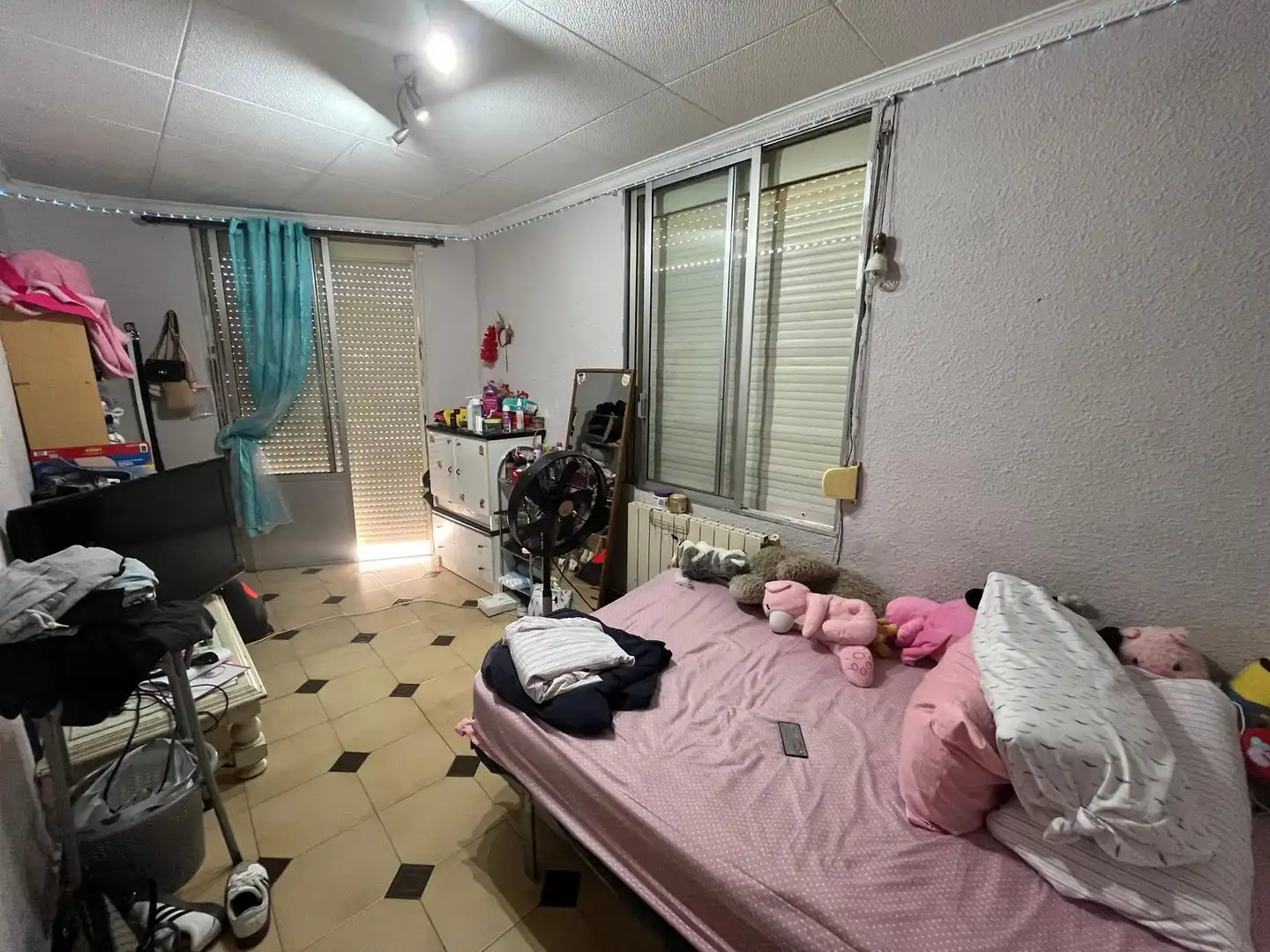 Habitación de Piso en venta en Monzón con Calefacción y Balcón