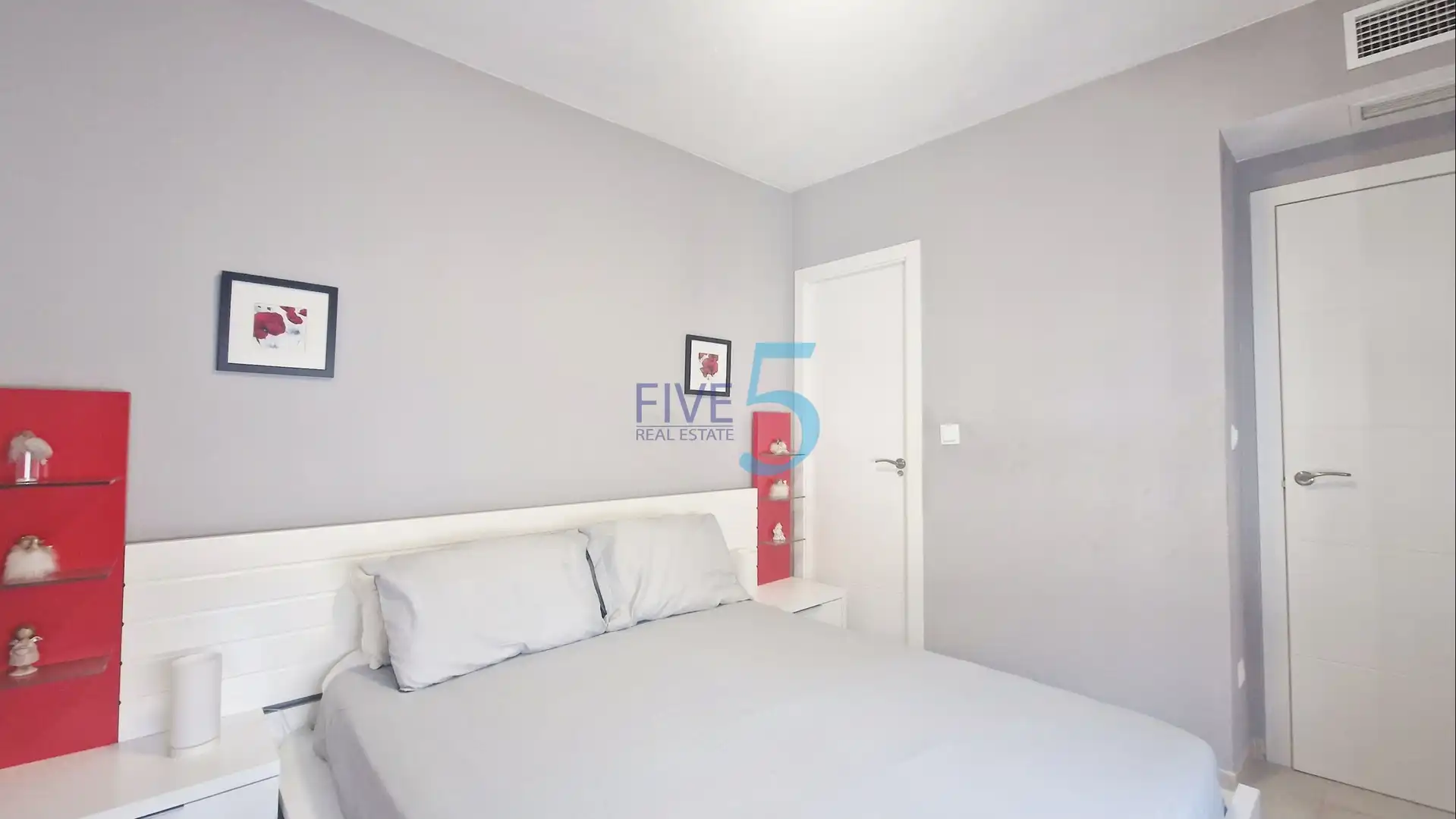 Flat with terrace for sale in San Cayetano, imagen 18