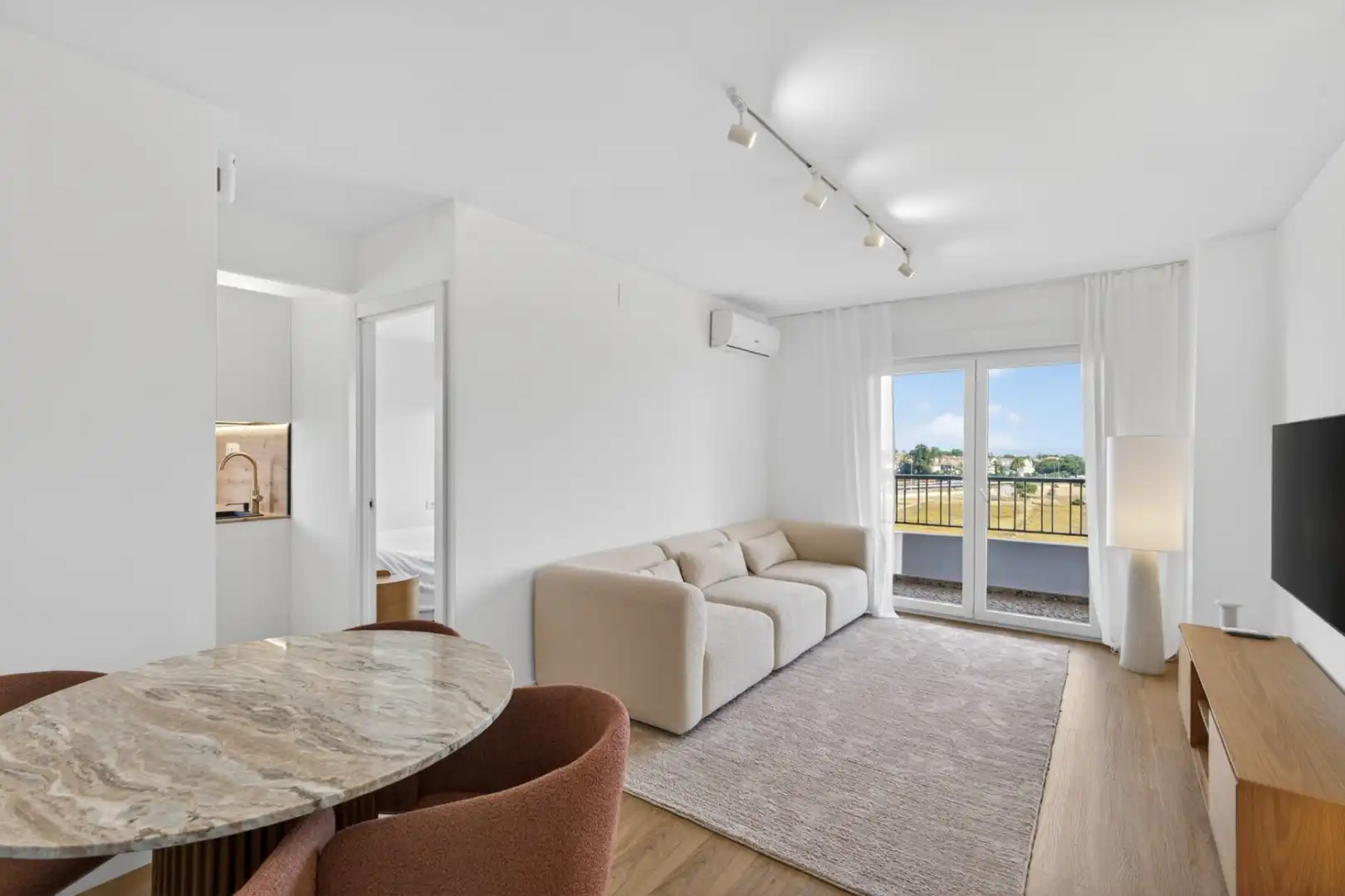 Penthouse with terrace for sale in Punta Prima, imagen 2