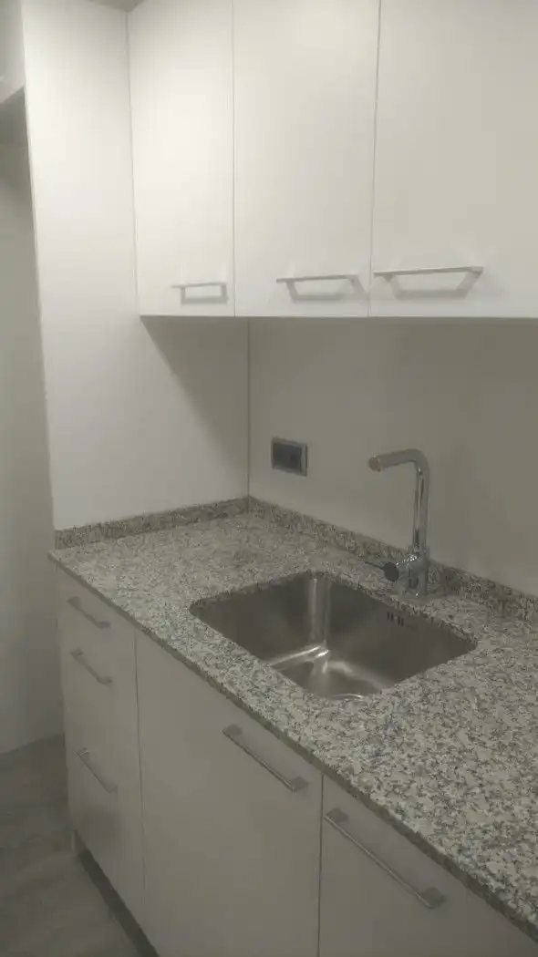 Flat for rent in Carrer de Sant Carles, Centre