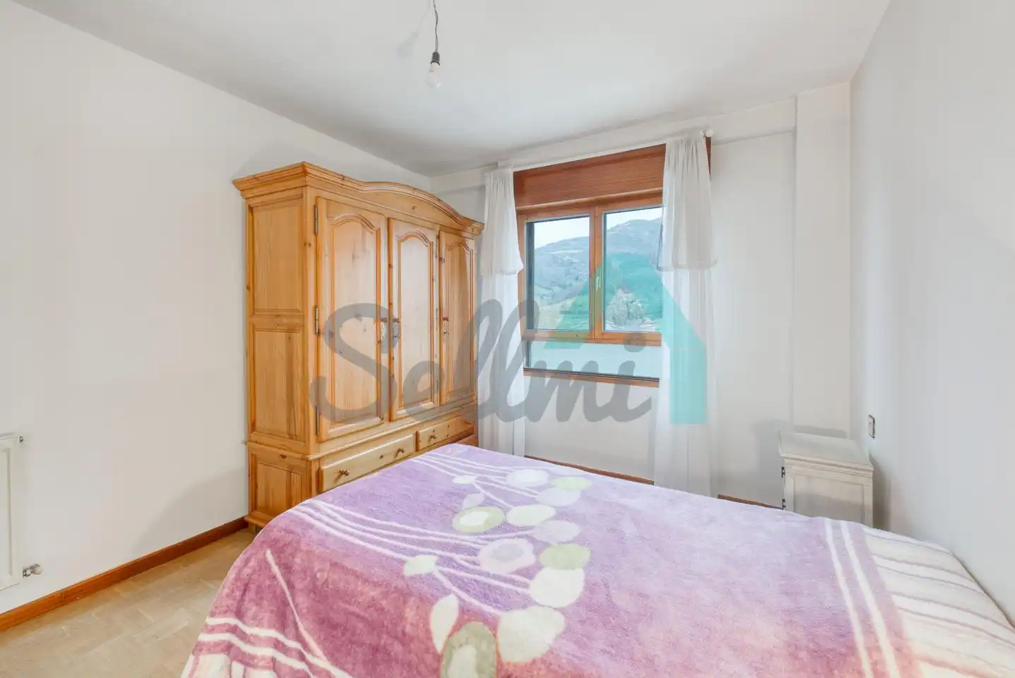 Schlafzimmer von Wohnung zum Verkauf in Lena mit Heizung, Parkett und Terrasse