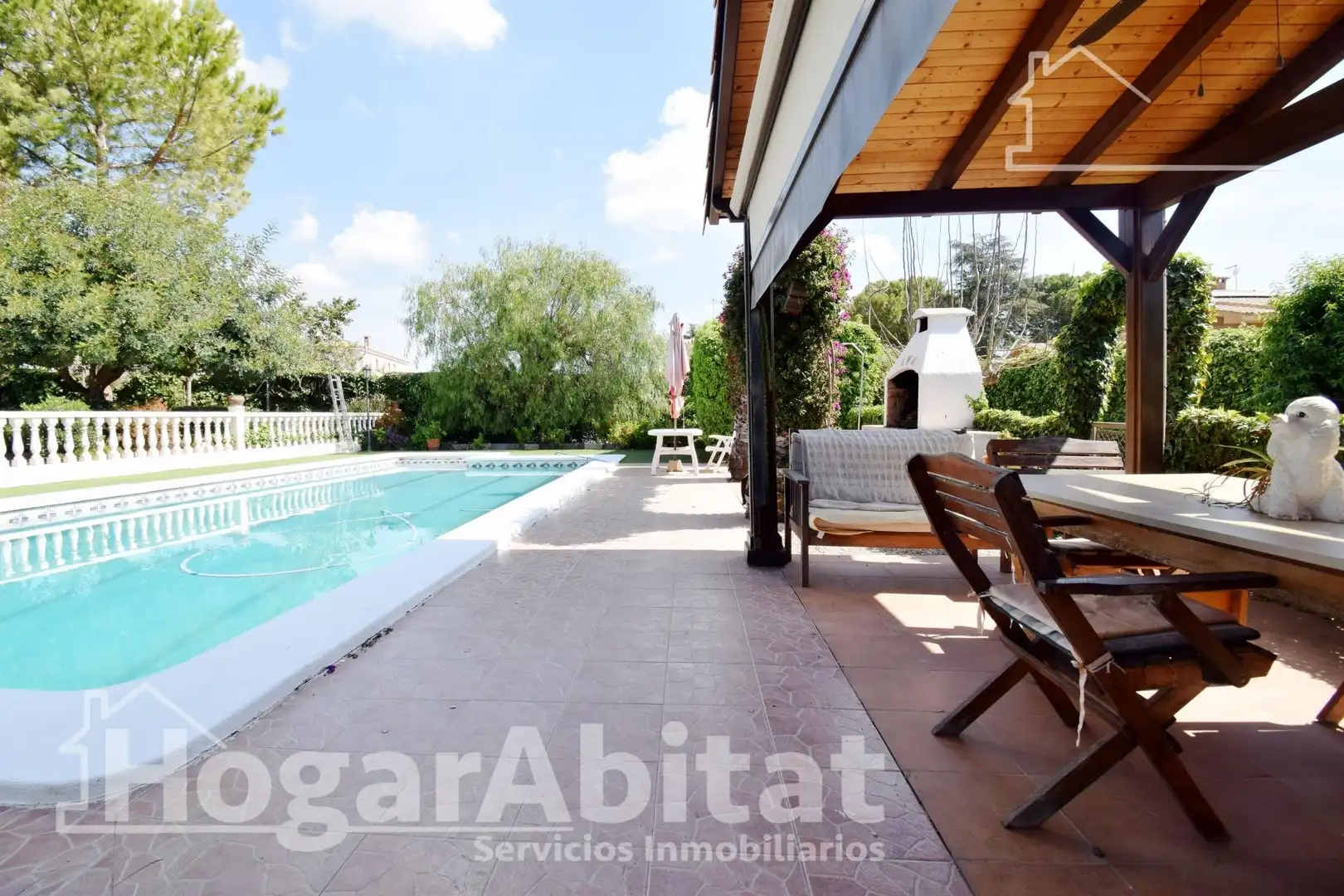 Vista exterior de Casa o xalet en venda en Vila-real amb Aire condicionat, Jardí privat i Terrassa
