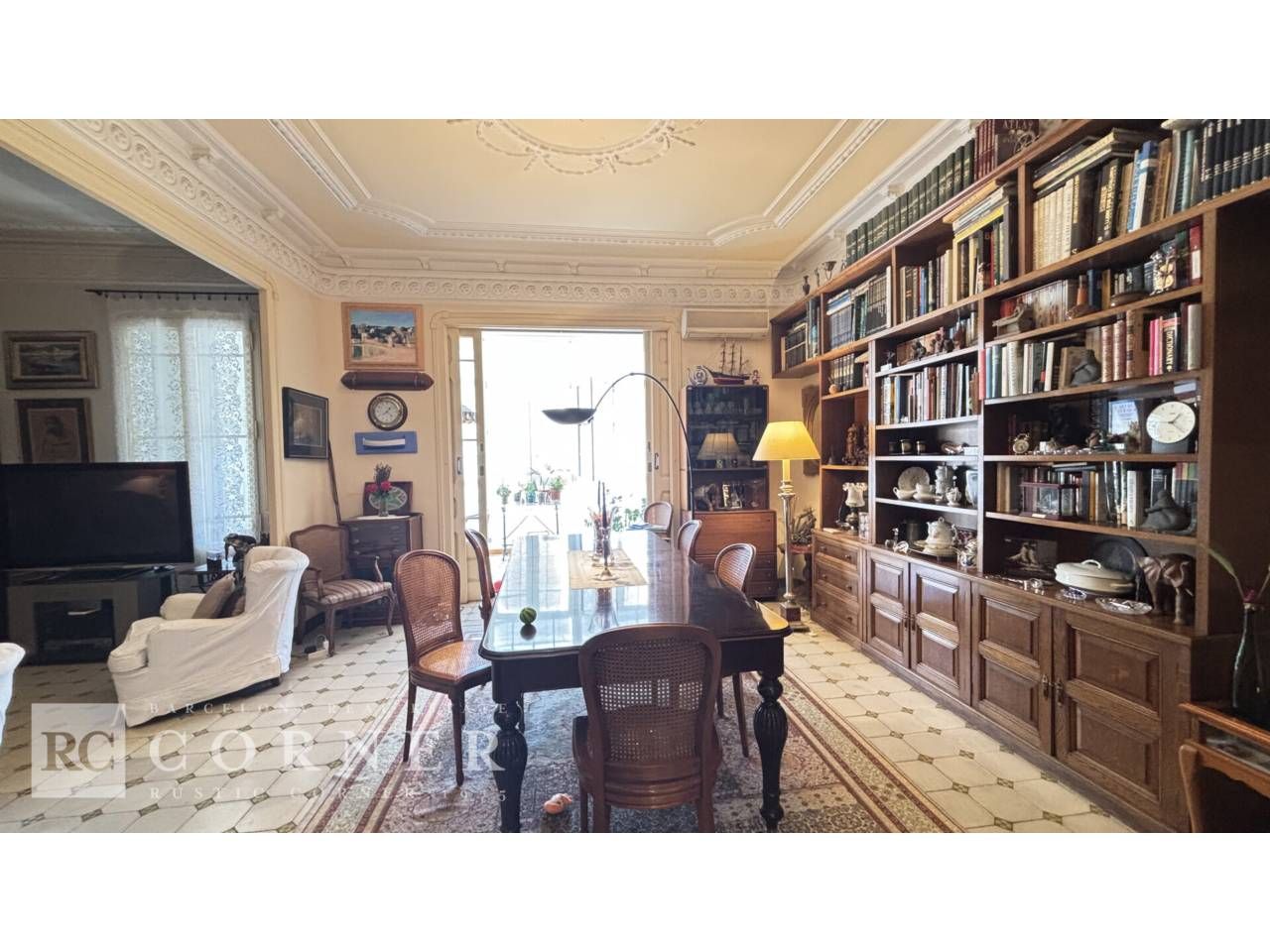 Menjador de Pis en venda en  Barcelona Capital amb Aire condicionat, Calefacció i Balcó