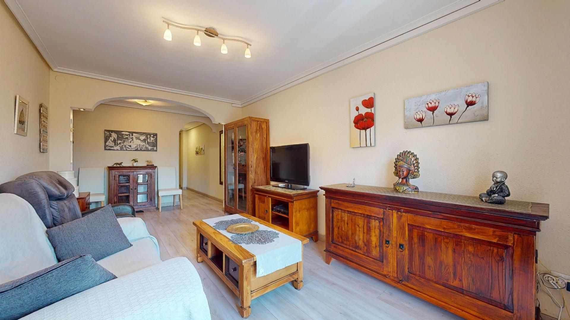 Piso en venta en Calle CONCEPCION ARENAL, Reina Victoria - Miguel Hernández, Elche ciudad, Elche / Elx