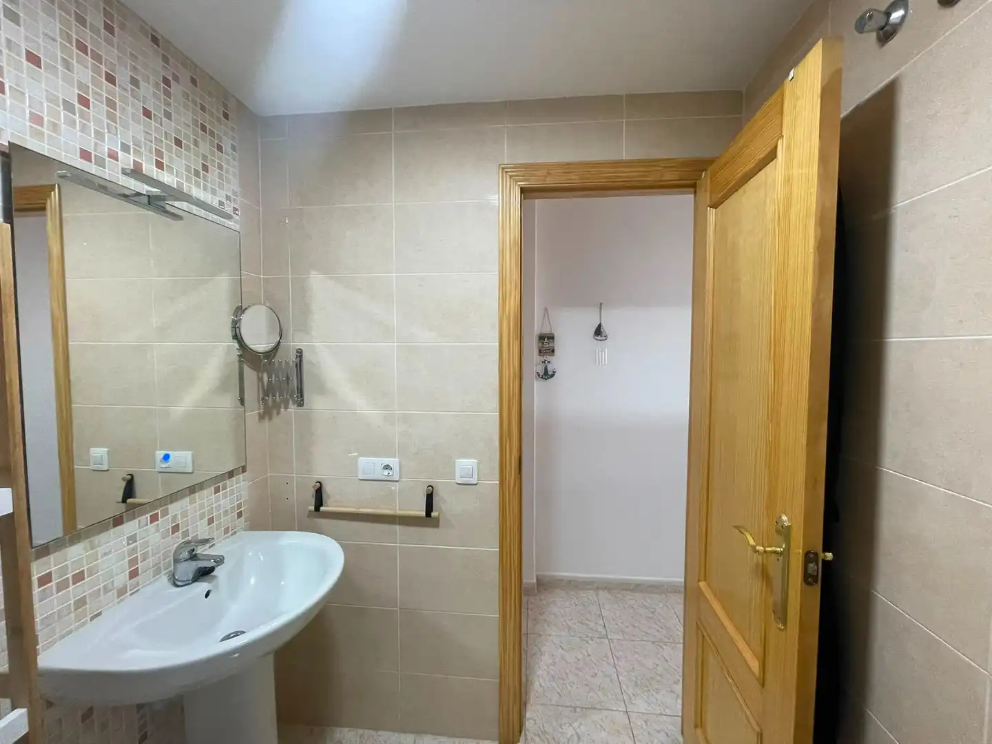 Baño de Piso en venta en Chilches / Xilxes con Aire acondicionado y Terraza
