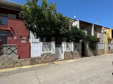 Casa a schiera con giardino in vendita a PUIGMAL E1 26