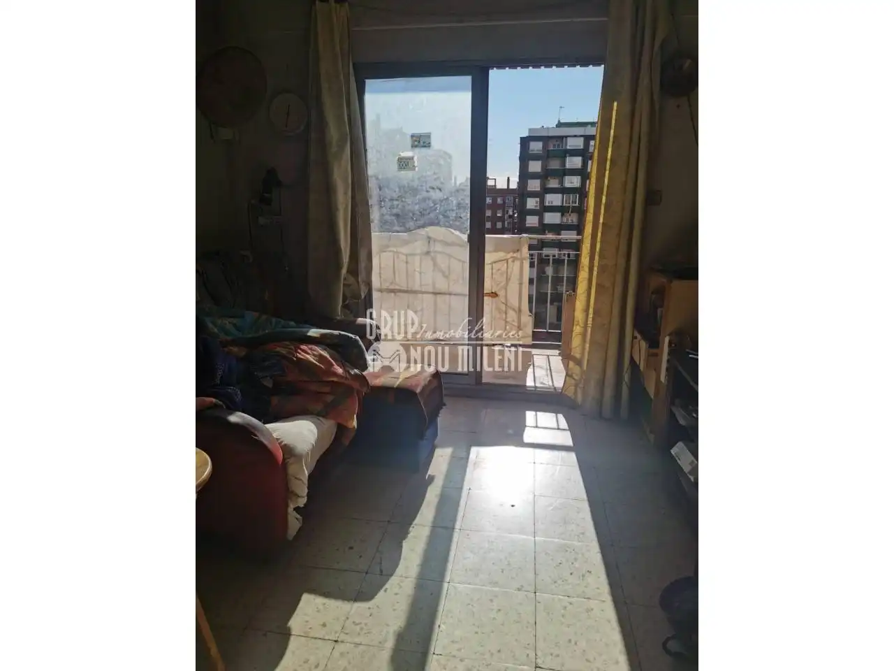 Bedroom of Flat for sale in Valencia  with Furnished and Balcony