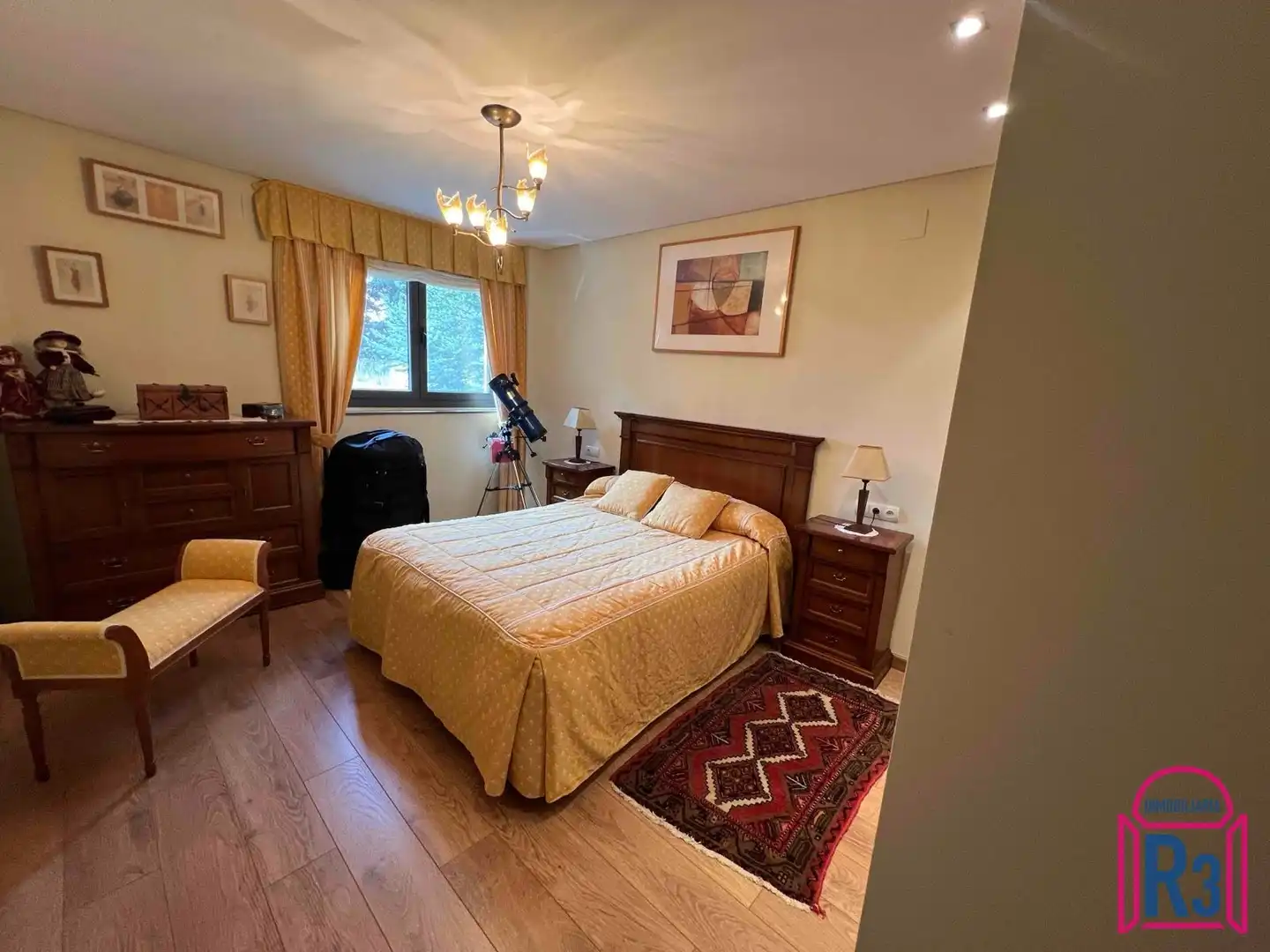 Bedroom of Houses for sale in Villaquilambre  with Heating