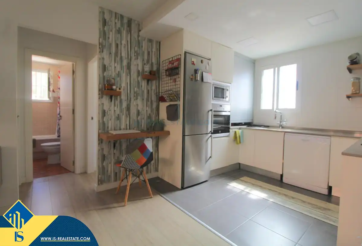 Cocina de Apartamento en venta en Torrevieja con Aire acondicionado, Calefacción y Terraza