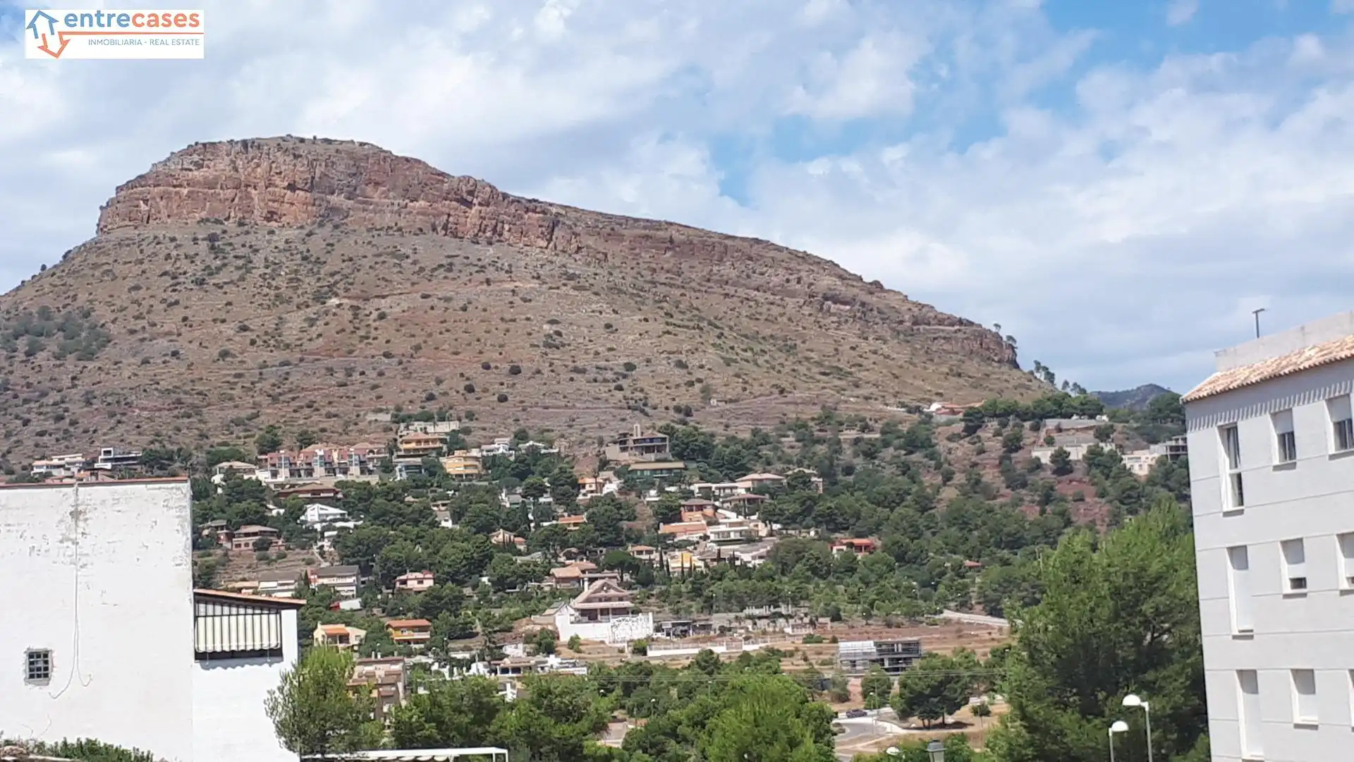 Vista exterior de Planta baja en venta en Gilet con Amueblado y Balcón