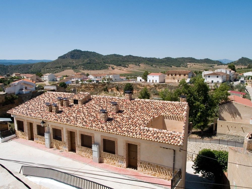 Exterior view of House or chalet for sale in Elche de la Sierra  with Air Conditioner, Heating and Terrace