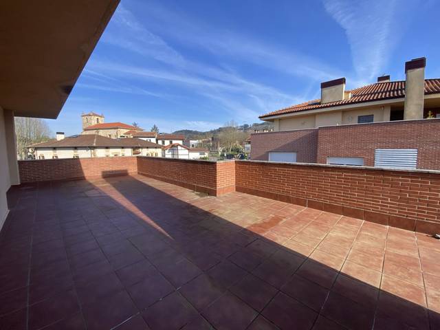 Piso en Alquiler en Loiu