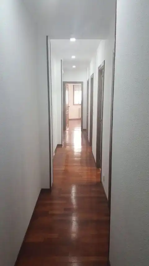 Flat for rent in Paseo de Colón, Campo da Torre - Mollabao