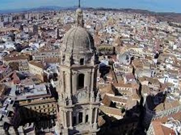 Penthouse with balcony for sale in Centro