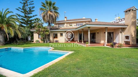 Casa independiente con piscina y jardín en Vilafortuny, imatge 2
