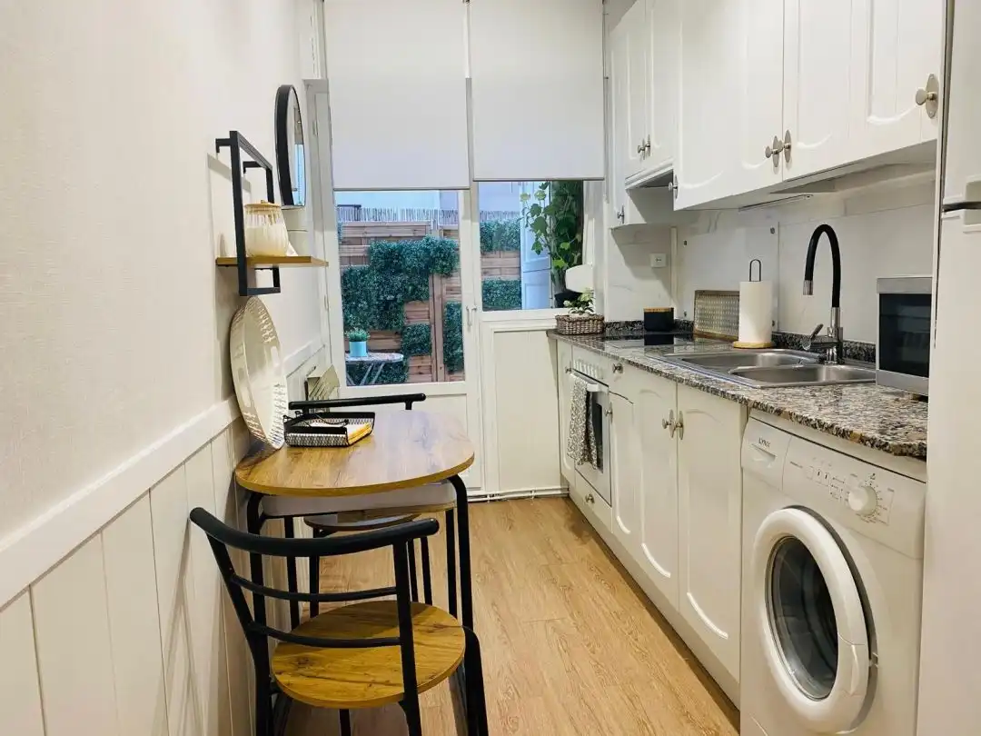 Cocina de Piso de alquiler en Ezcaray con Calefacción, Terraza y Balcón