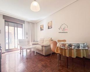 Living room of Flat to rent in Salamanca Capital  with Balcony