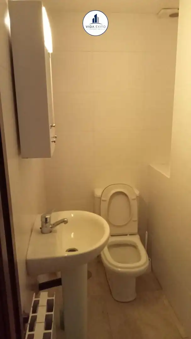 Badezimmer von Wohnung zum Verkauf in Jaén mit Klimaanlage, Heizung und Terrasse