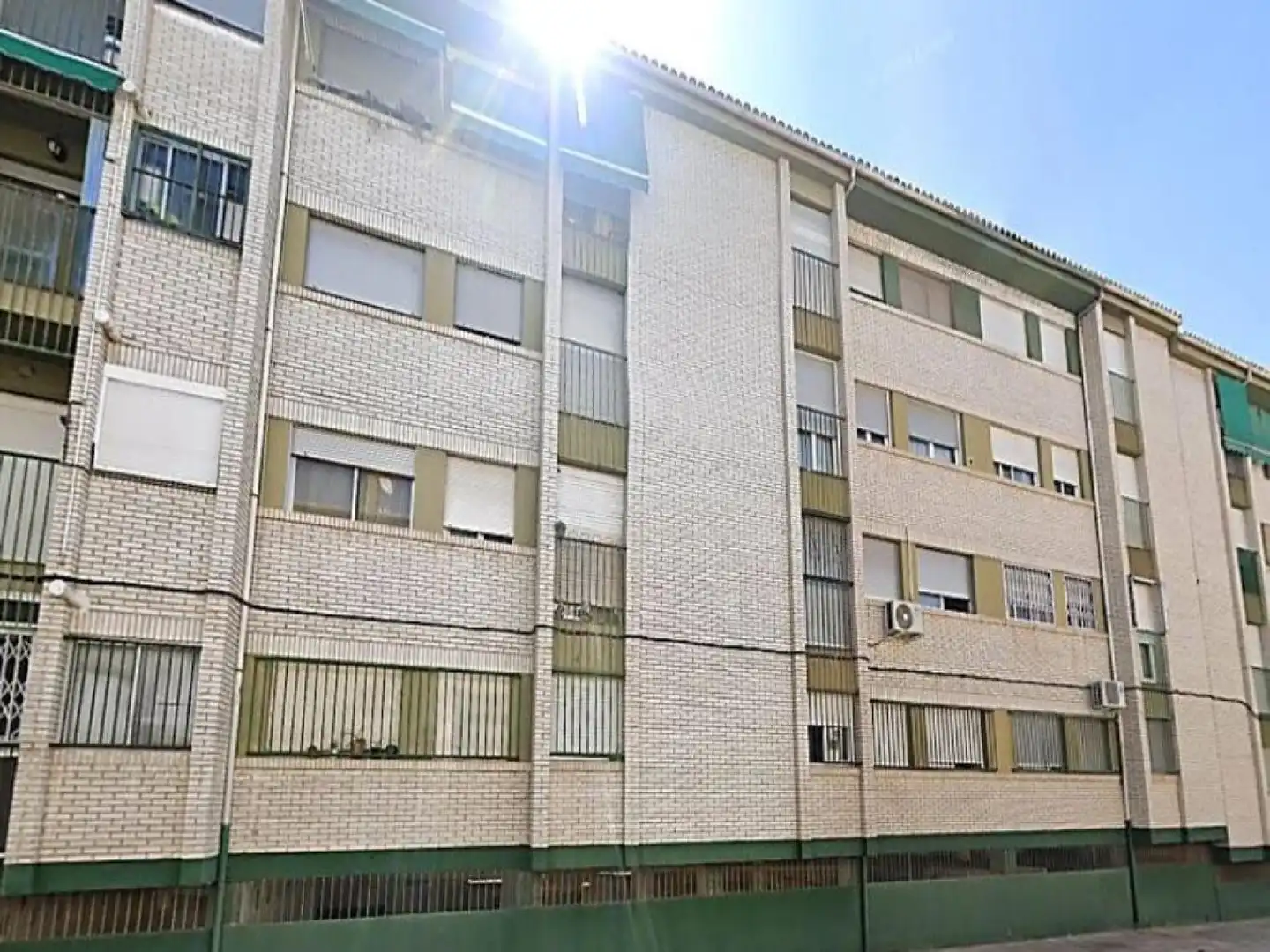 Vista exterior de Pis en venda en Granada