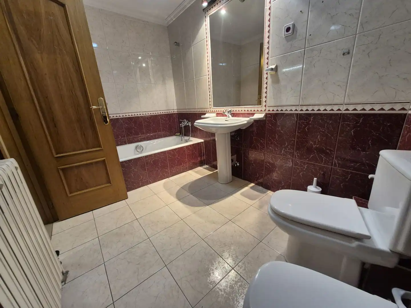 Baño de Piso en venta en Ávila con Calefacción