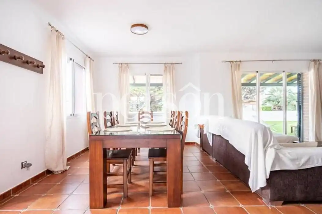 Villa con piscina in affitto a Riba-roja de Túria, imagen 38