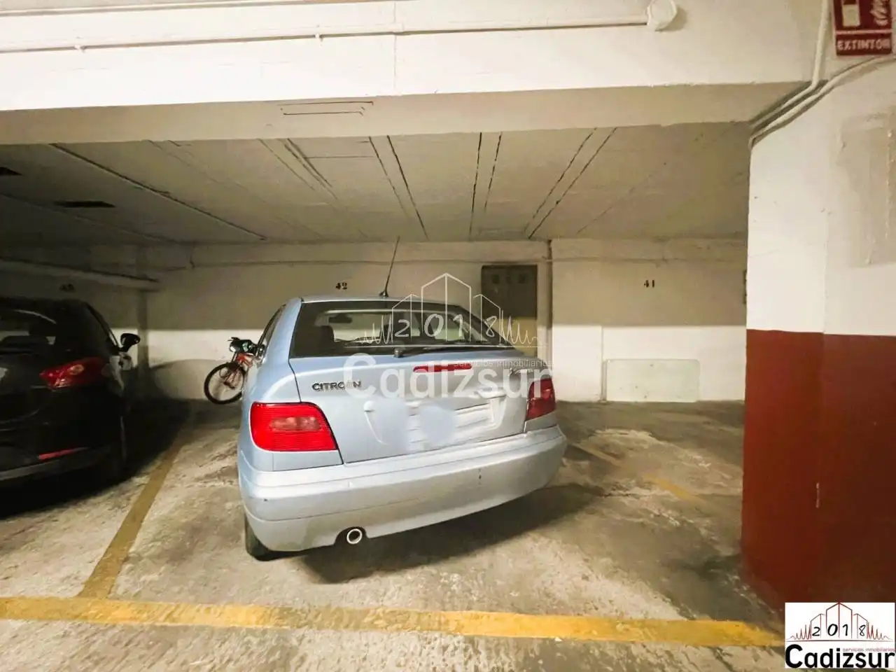 Parkplatz von Wohnungen zum Verkauf in Cádiz mit Klimaanlage und Alarm