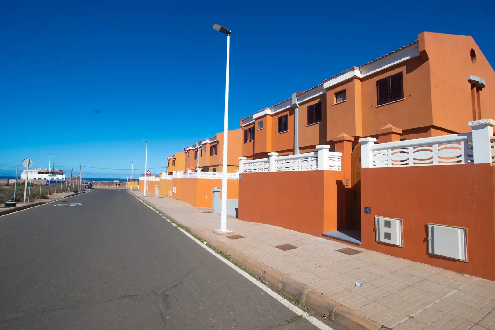 Vista exterior de Casa o xalet en venda en Gáldar amb Terrassa i Piscina