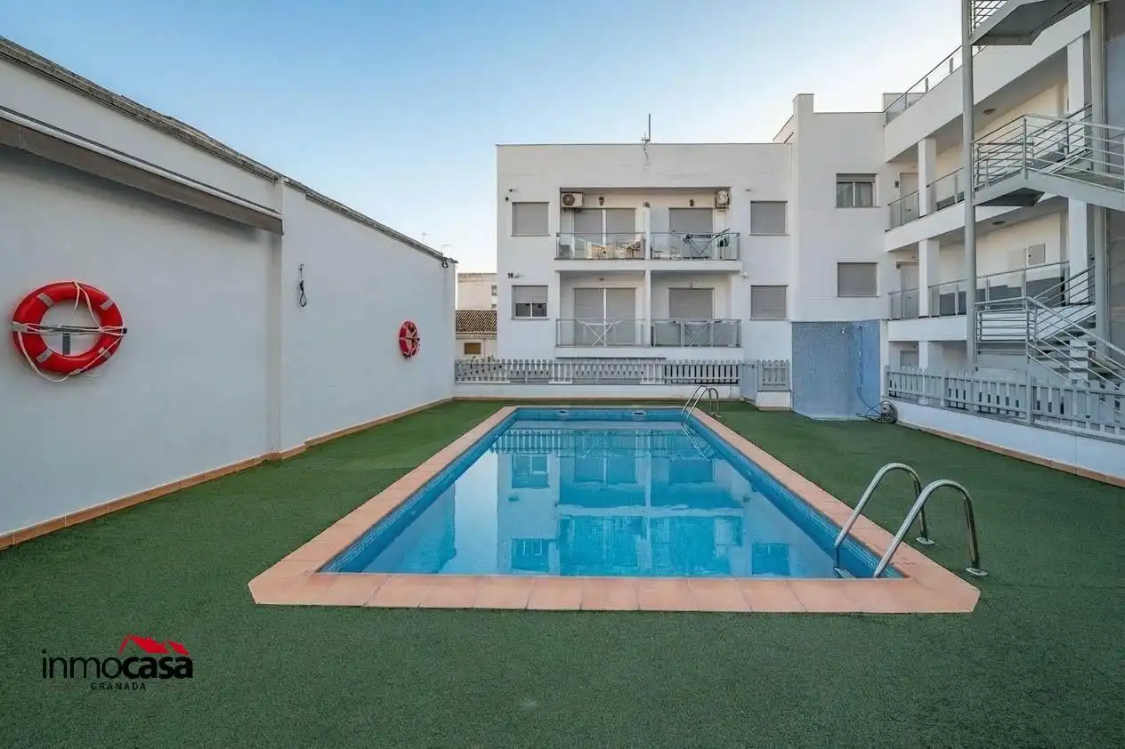 Piscina de Piso en venta en Atarfe con Piscina comunitaria