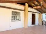 Vista exterior de Casa o chalet en venta en Elche / Elx con Aire acondicionado, Terraza y Piscina