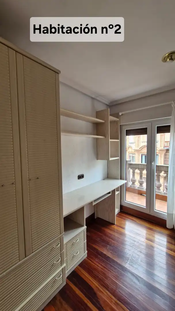 Flat for rent in SECUNDINO ESNAOLA, Gros