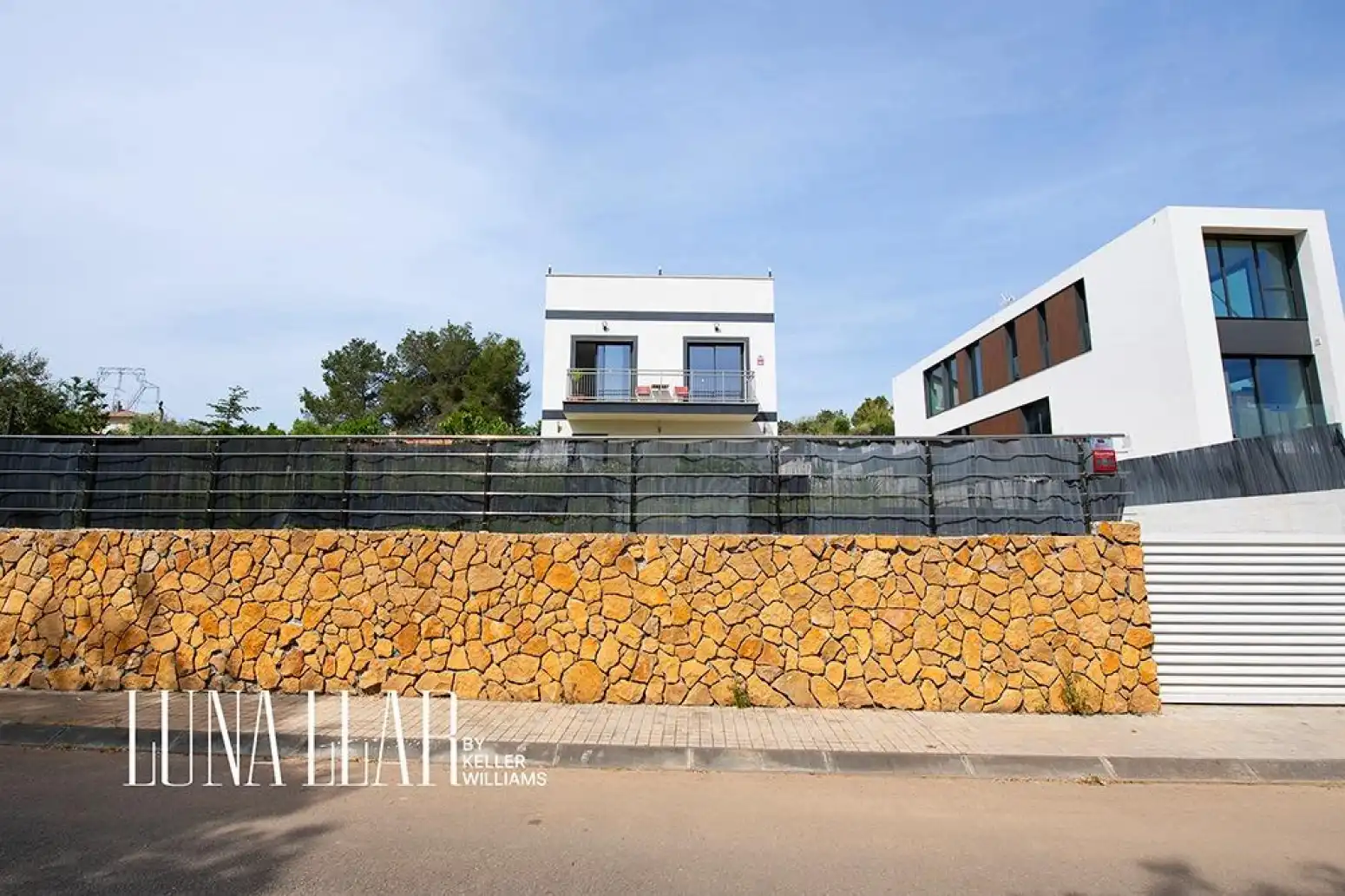 Exterior view of Houses for sale in Sant Pere de Ribes