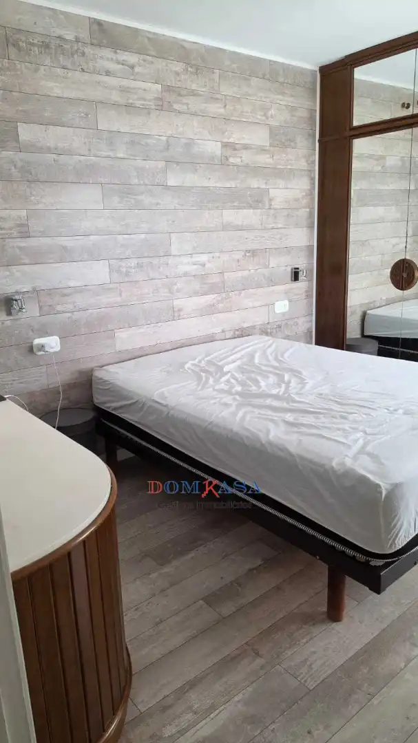 Flat with terrace for sale in Plaça 1 d'octubre 10, imagen 4