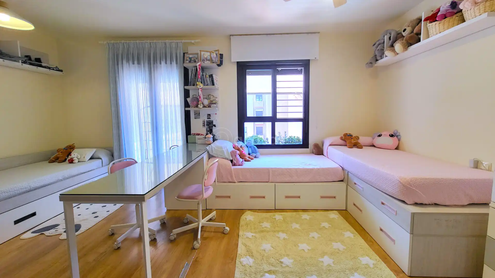 Bedroom of Flat for sale in Benalmádena  with Air Conditioner, Terrace and Furnished