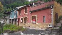 Vista exterior de Casa o xalet en venda en San Martín del Rey Aurelio