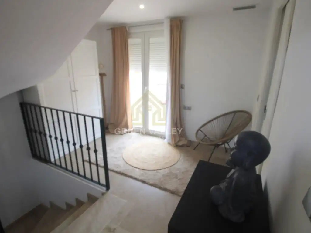 Casa aparellada en venda a Avenida de la Hacienda, imagen 23