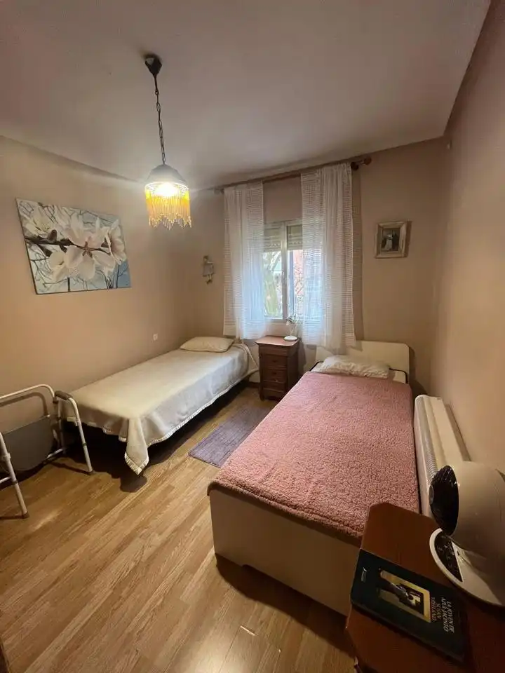 Schlafzimmer von Wohnung zum Verkauf in Madrid