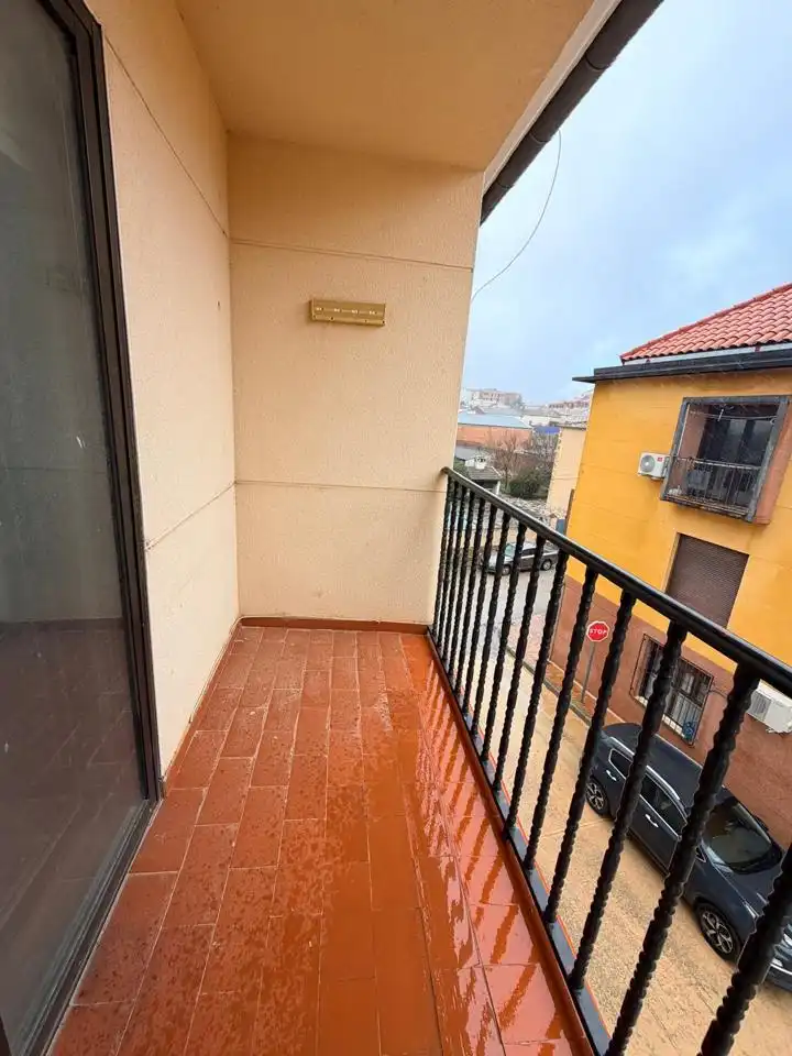 Terraza de Piso en venta en Arcas del Villar con Calefacción, Trastero y Balcón